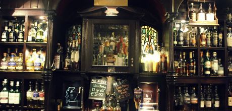 The Pot Still – Whisky & Beer in Glasgow