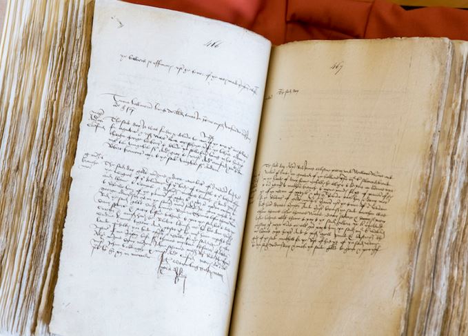 Pages of Aberdeen's Burgh Records of 1505