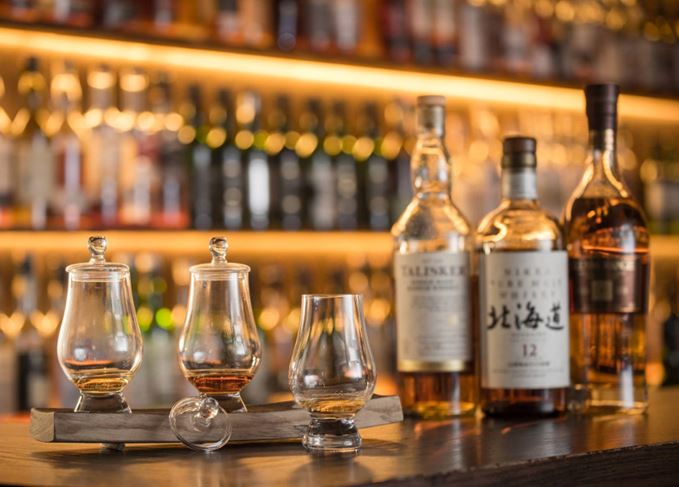 Hong Kong whisky bars