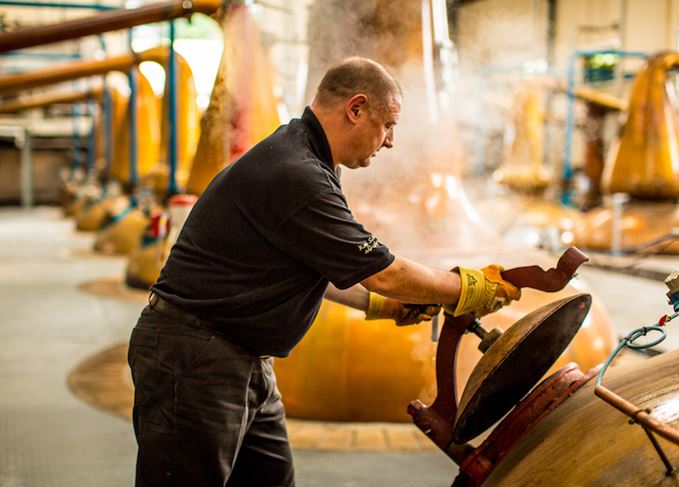 Whisky distillation