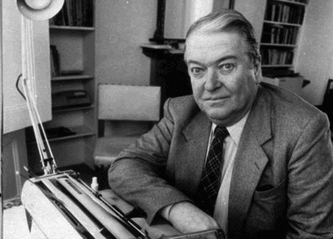 Sir Kingsley Amis