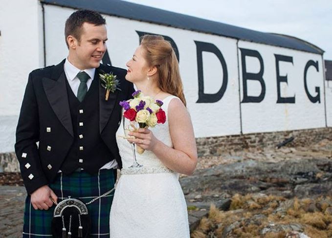 Couple getting married at Ardbeg whisky distillery